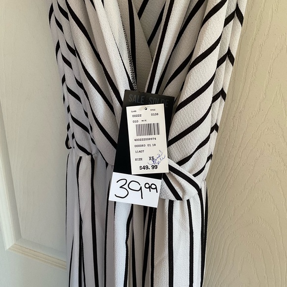 Striped Jumpsuit - Picture 3 of 3